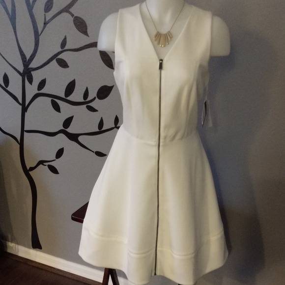 Vince Camuto Dresses & Skirts - Vince Camuto Dress